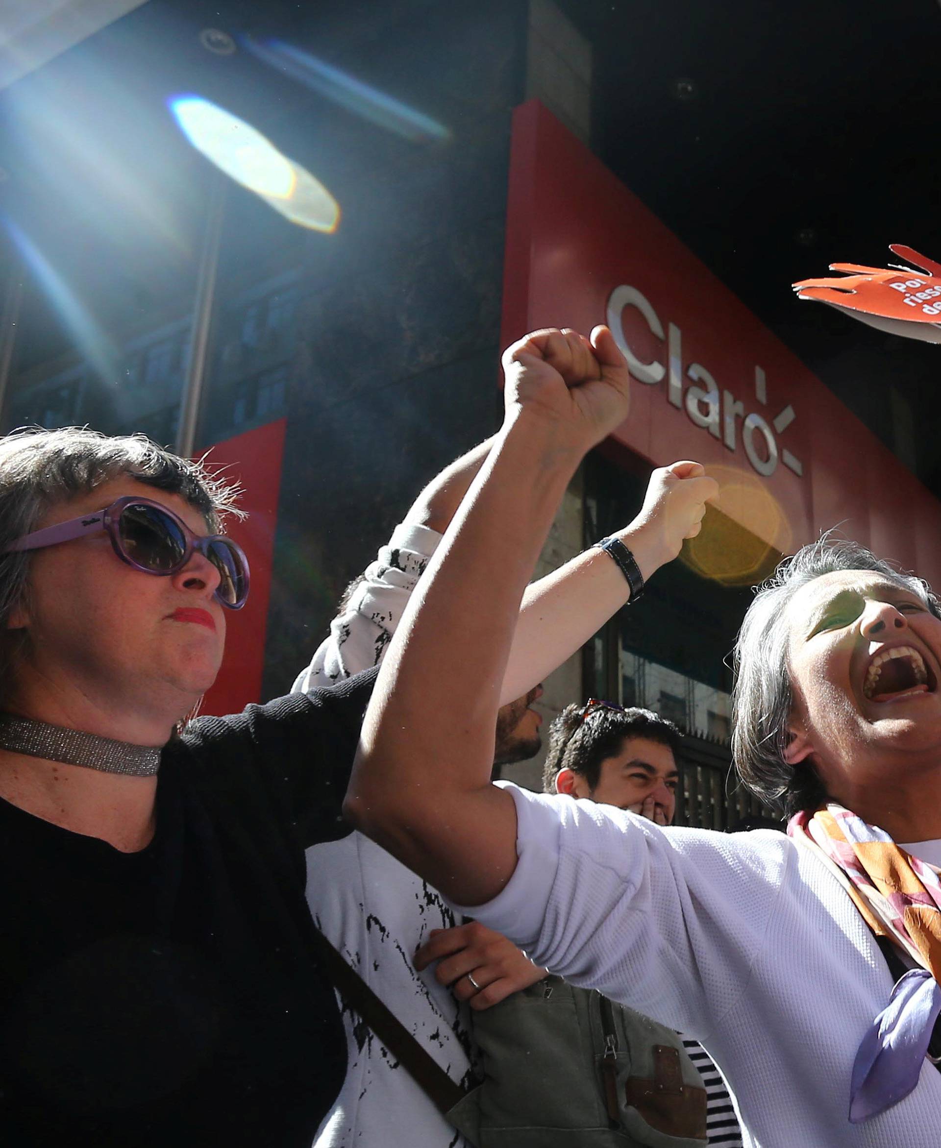 Demonstrators in favour of abortion celebrate in Santiago