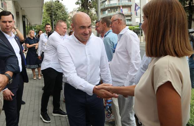 Metković: Plenković se sastao s predsjedništvom Udruge lađara Neretve