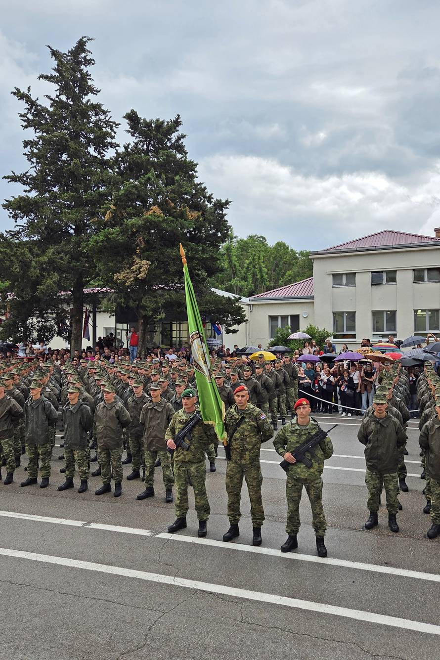Prisegnulo 900 ročnika u Kninu, Požegi i Slunju: Među njima je i naša hrvačica Veronika Vilk