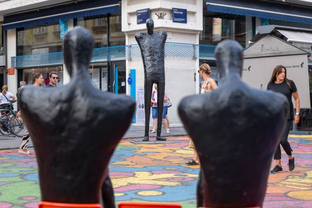 Zagreb: Projekt OKOLO - Skulpture "Doba isčekivanja" i "Obumbratio" 