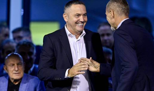 FOTO Boban dočekao Kustića na Maksimiru. Utakmicu s Fenerom gledao i Livakovićev trener