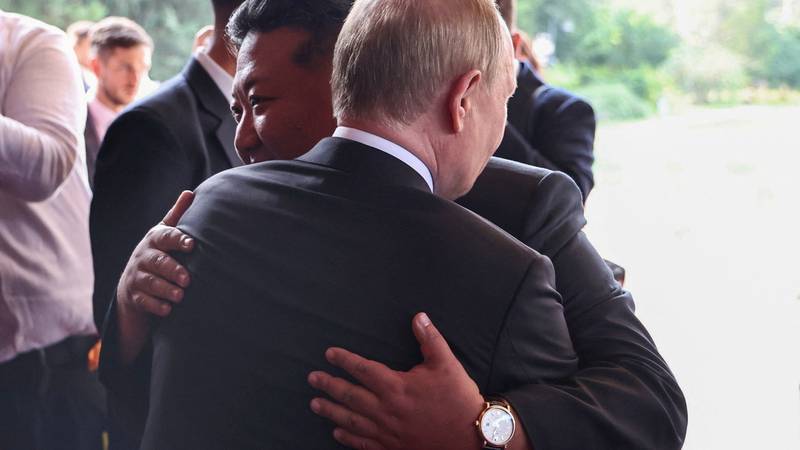 FOTO Di si, Kime Jonže, kućo stara: Pogledajte srdačan susret Putina i sjevernokorejskog vođe