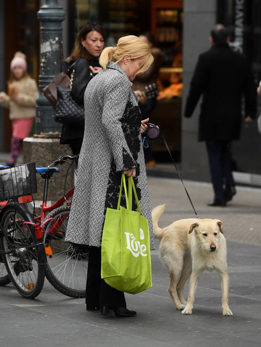 Kolinda prošetala Zagrebom: Što bi Madžar rekao na torbu?