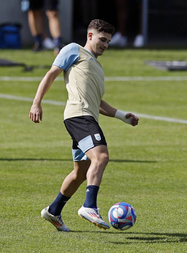 Football - Men's Argentina Training