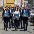 Nataša Tramišak (HDZ) predala više od 24 tisuća potpisa za kandidaturu za županicu...