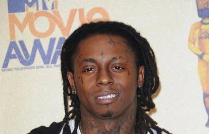 Lil Wayne napisao je novi album u zatvorskoj ćeliji...
