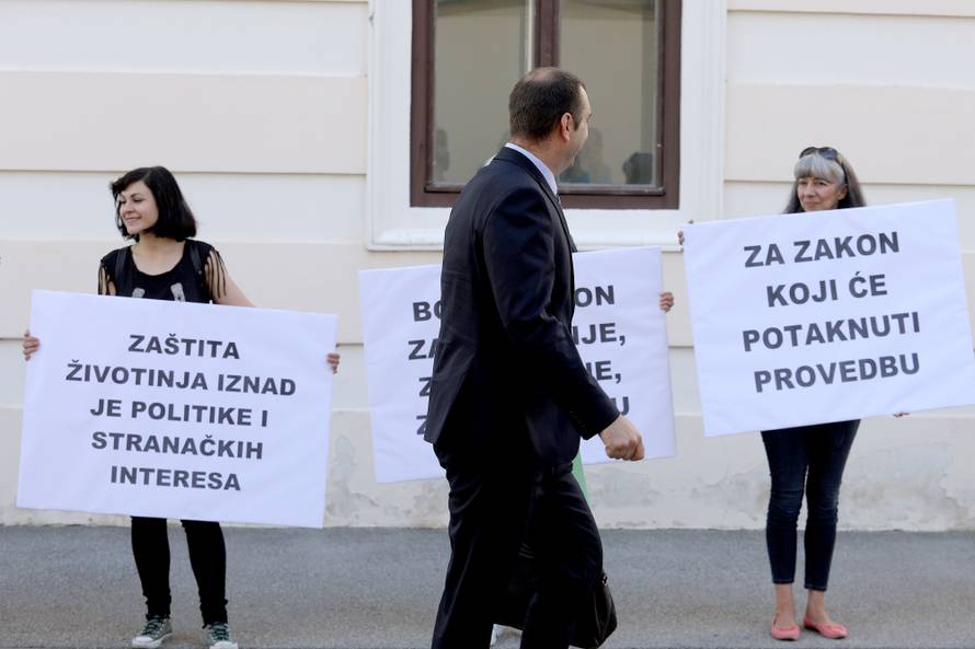 Povećali rodiljne naknade: Za nezaposlene odsad 2328 kuna