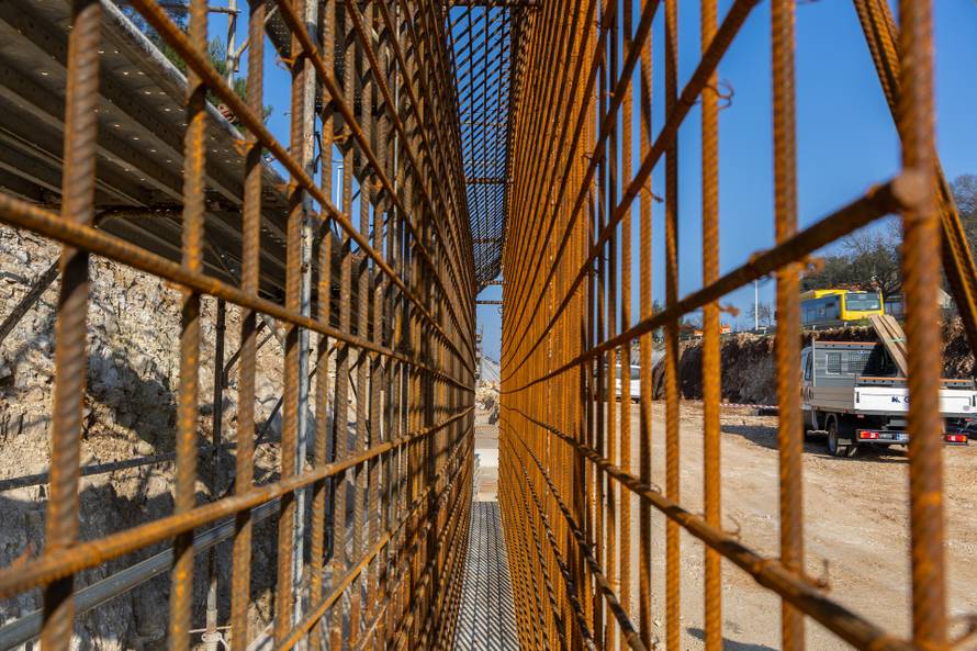 Pula: Ministar Butković obišao je gradilište cesta DC66 i DC75 na dionici Veli vrh-Pula