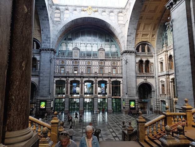 FOTO 10 najljepših željezničkih kolodvora na svijetu: Jeste li bili u nekima od njih?