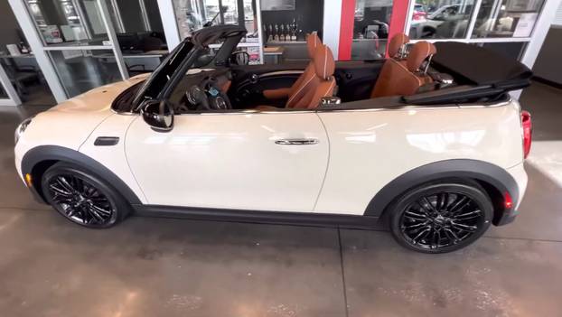 FOTO Zavirite u garažu Lionela Messija. Njegovi limeni ljubimci vrijede stotine milijuna eura