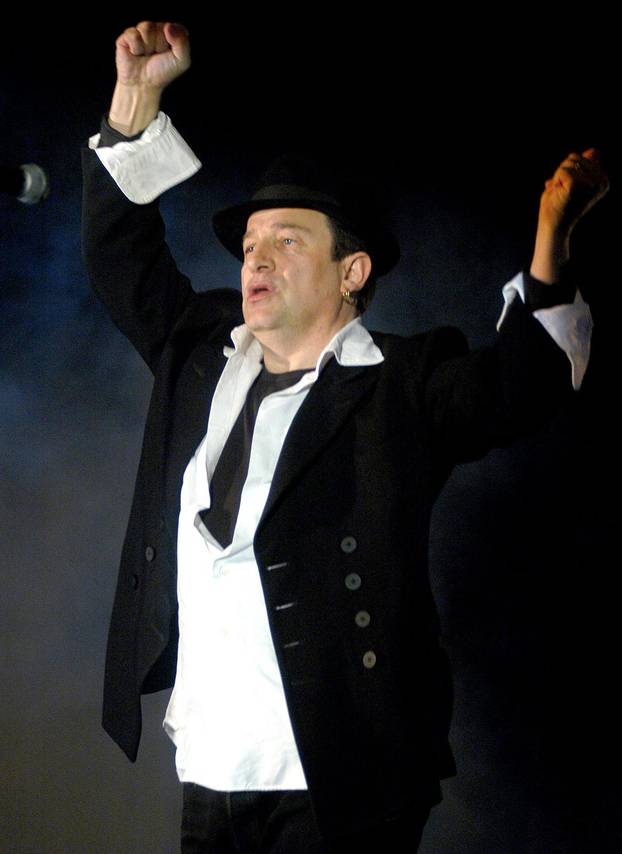 Zagreb: 01.01.1959. ro?en pjeva? Prljavog kazališta Mladen Bodalec 