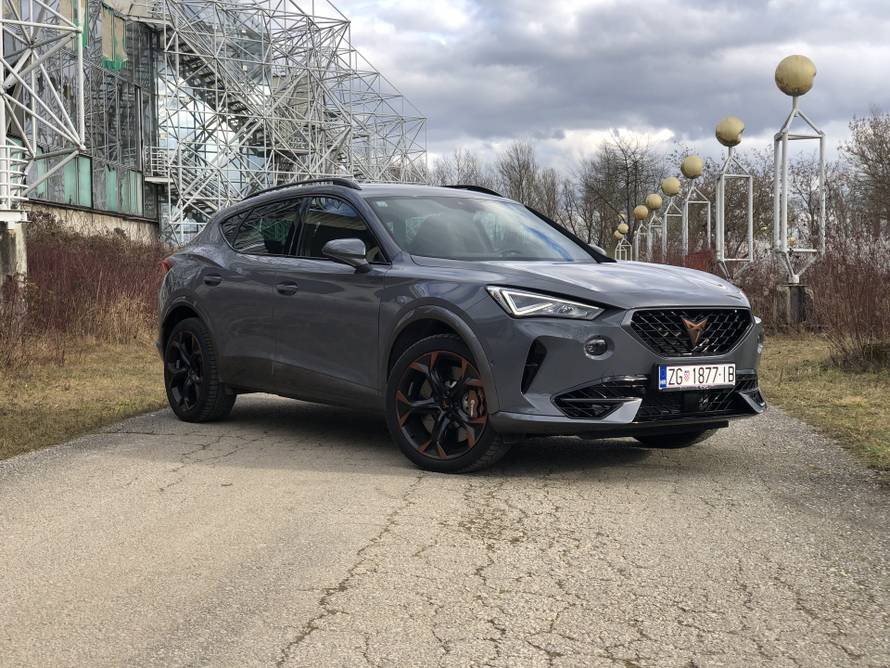 Izgleda spektakularno, lovi poglede i ubrzava 'kao raketa'