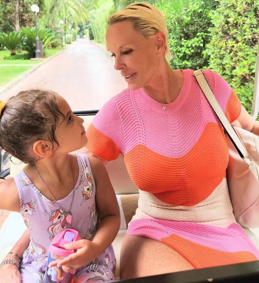 Brigitte Nielsen (61)  gušta na Hvaru: 'Iznimno je pristojna i zahvalna. Djeluje profinjeno...'