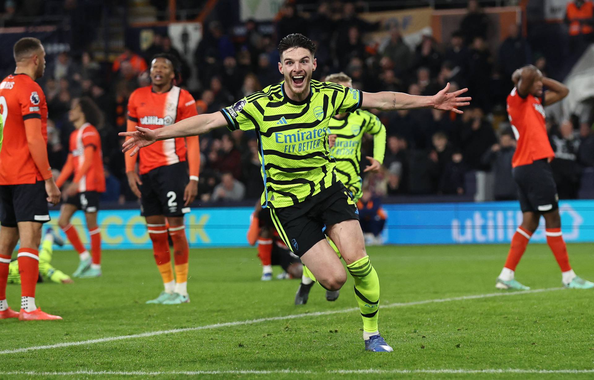 Premier League - Luton Town v Arsenal