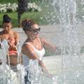 FOTO Ve&cacute; se pr&zcaron;imo na 36, a tek je podne pro&scaron;lo: Pogledajte temperature po gradovima