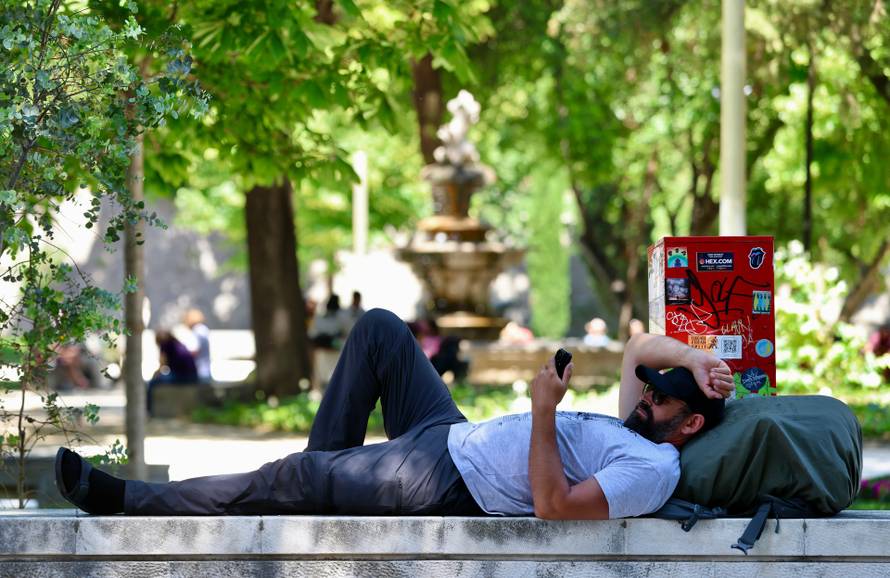 Splitske plaže pune su kupača 