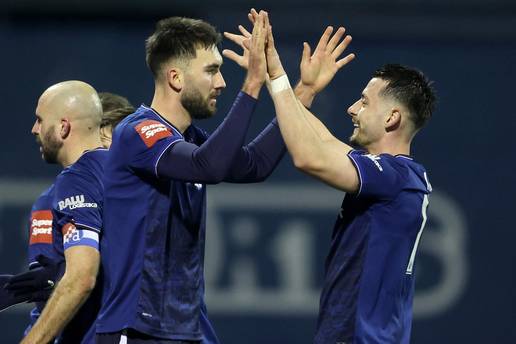 VIDEO Dinamo - Vukovar 3-1: 'Modri' sru&scaron;ili 'fenjera&scaron;a' i pobjegli Hajduku na plus sedam