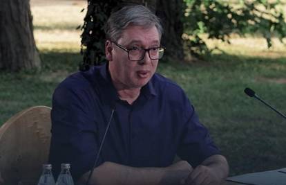 Vučić sazvao presicu: Ovo je zbog mene, jer sam ustaša, peder... Evo vam ponuda...