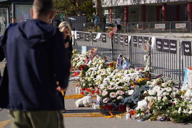 Novi Sad utihnuo na 16 minuta za sve poginule u nesreći u padu nadstrešnice
