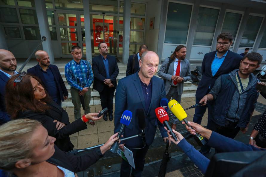 Komisija SDP-a potvrdila je suspenziju pobunjene četvorke