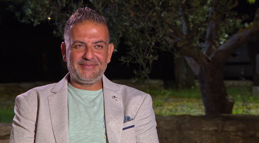 Romantika na vrhuncu! Dottie Josipu stavila prsten na ruku: 'Možda to tako rade u Kanadi'