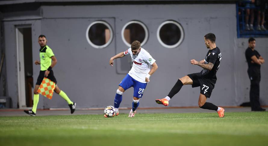 Posušje: Prijateljska utakmica Posušje - Hajduk u rasprodanom stadionu