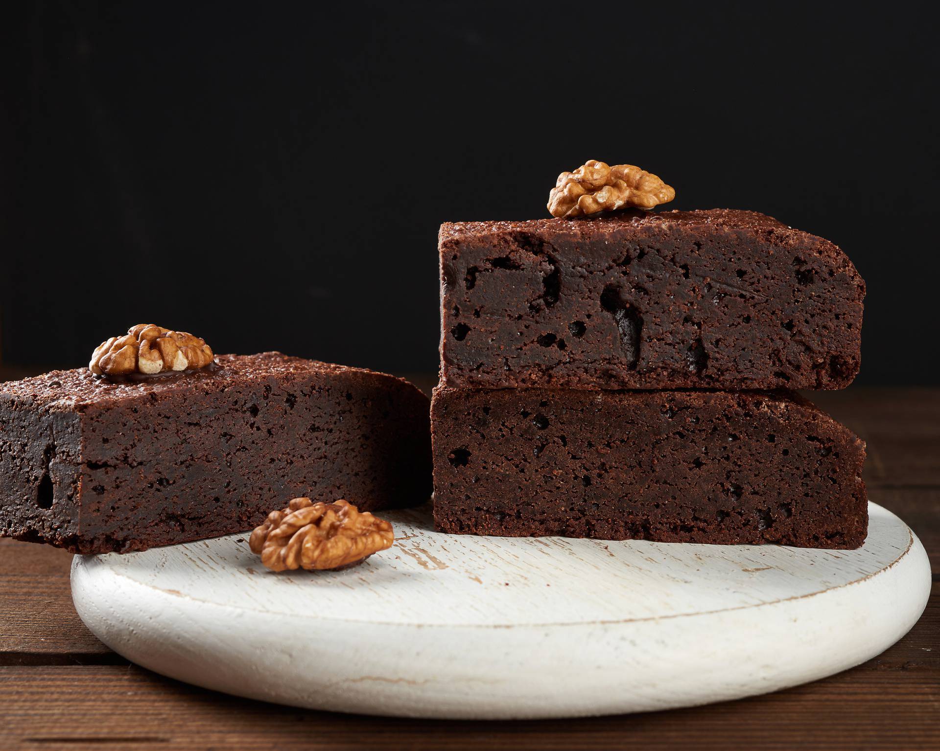 Napravite čokoladnu brownie tortu: Brza je, lagana i sočna!