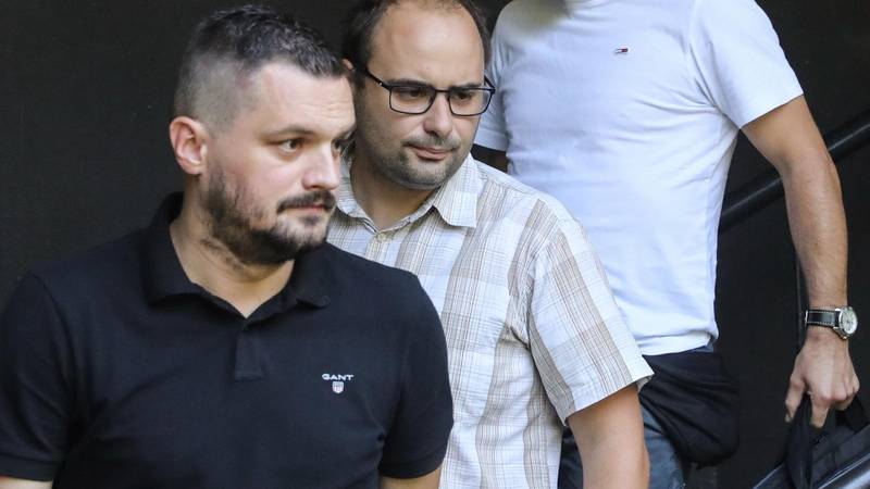 FOTO Pogledajte privođenje uhićenog u aferi Hipodrom: Pretresli mu stan i garažu!