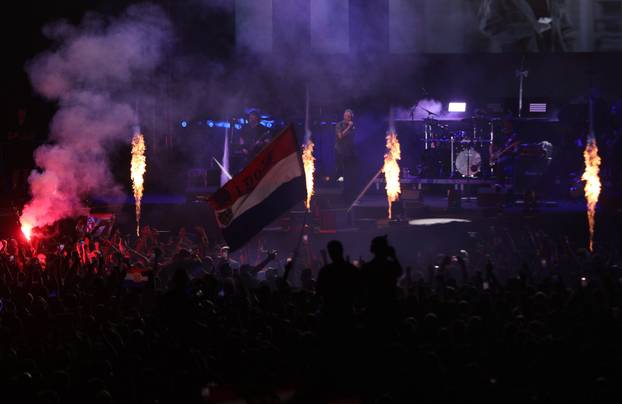 Dugopolje: Thompson održao koncert na prepunom stadionu Hrvatskih vitezova