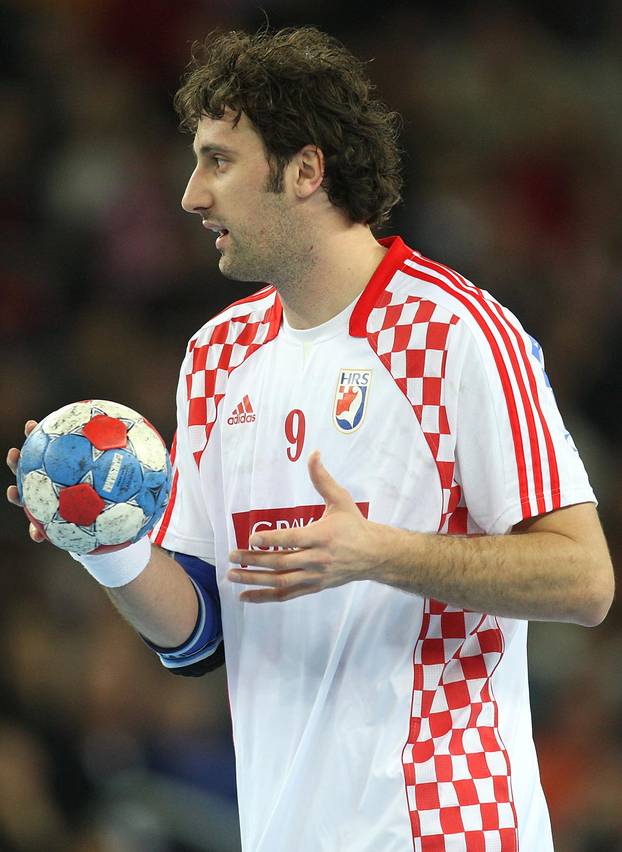 ARHIVA - 27.12.2008. Rukometnom utakmicom Hrvatske i Rusije službeno otvorena Arena Zagreb, najve?a sportska dvorana u Hrvatskoj