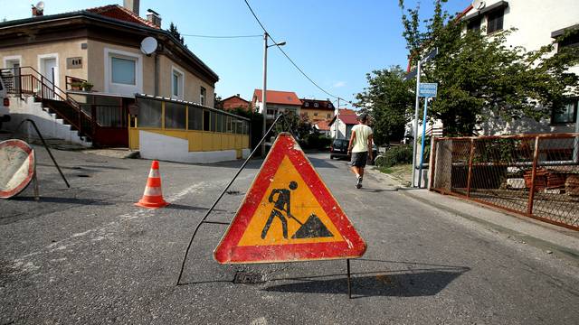 Sesvete bez vode, završetak radova u večernjim satima