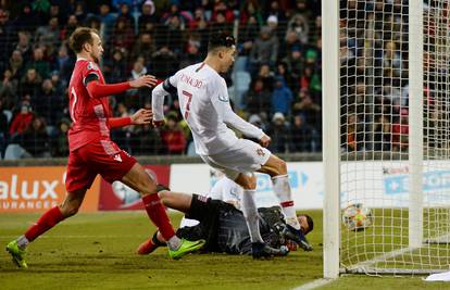 Trebao je proslaviti prvi gol za Portugal, Ronaldo mu ga ukrao