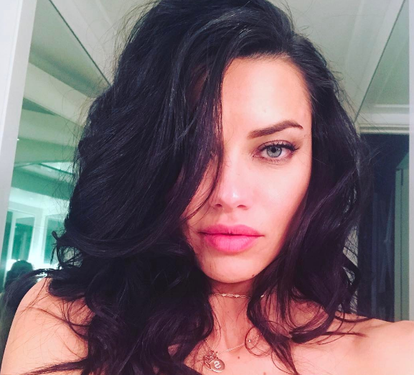 FOTO Adriana Lima šokirala je 'novim licem': Ovako se ona mijenjala tijekom godina...