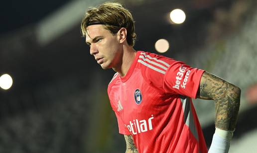 Čudesna partija bivšeg golmana Dinama u Italiji! Obranio četiri od pet jedanaesteraca u Kupu