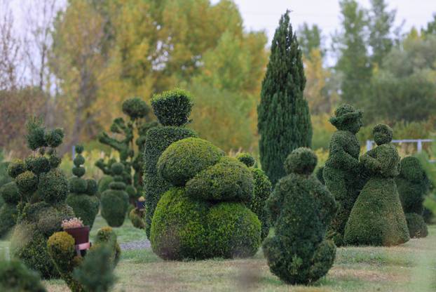 Bajkoviti vrt kraj Vara&zcaron;dina: Prvi i jedini Topiary park u Hrvatskoj krije se u Sra&ccaron;incu