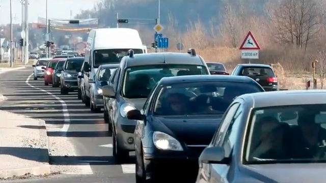 A što će s njim? Ukrao brojač prometa u Selištu Drežničkom