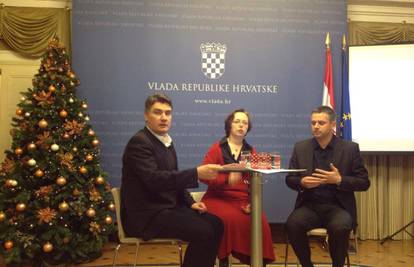 Premijer Milanović je ugostio 'tviteraše' u Banskim dvorima