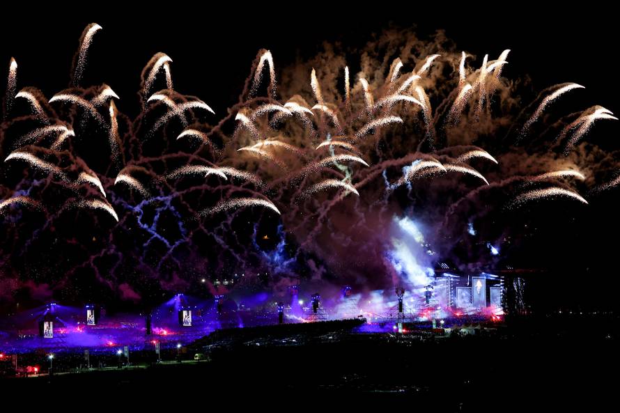 Sinj: Pogled na Hipodrom tijekom koncerta Marka Perkovića Thompsona