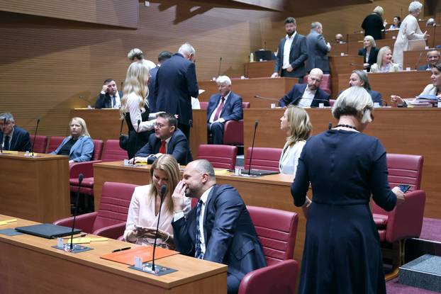 Zagreb: Pocela 7. sjednica Hrvatskoga sabora