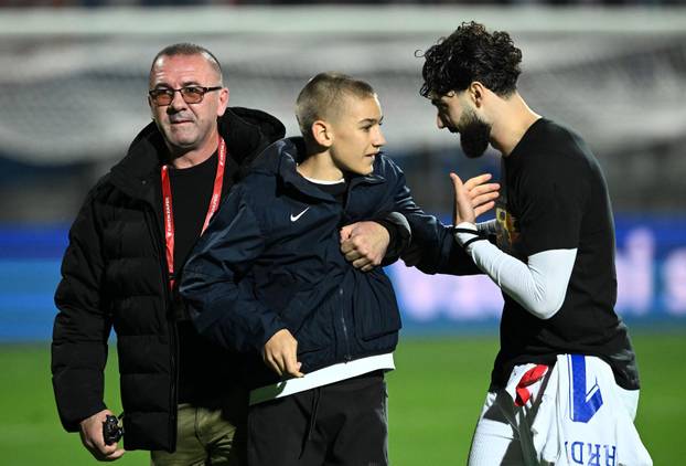 Slavlje nogometaša Hrvatske nakon pobjede nad Farskim otocima i plasmana na Svjetsko prvenstvo