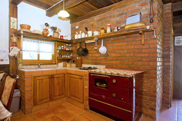 Drvena kuća u Gorskom kotaru izgleda kao iz bajke, ali vrijedi li više od pola milijuna eura?