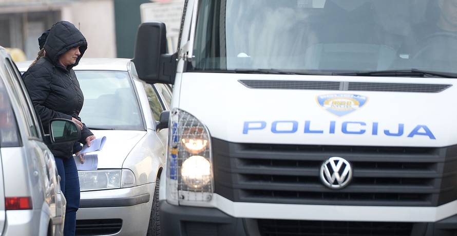 U selu Palovec opsadno stanje, na terenu i interventna policija