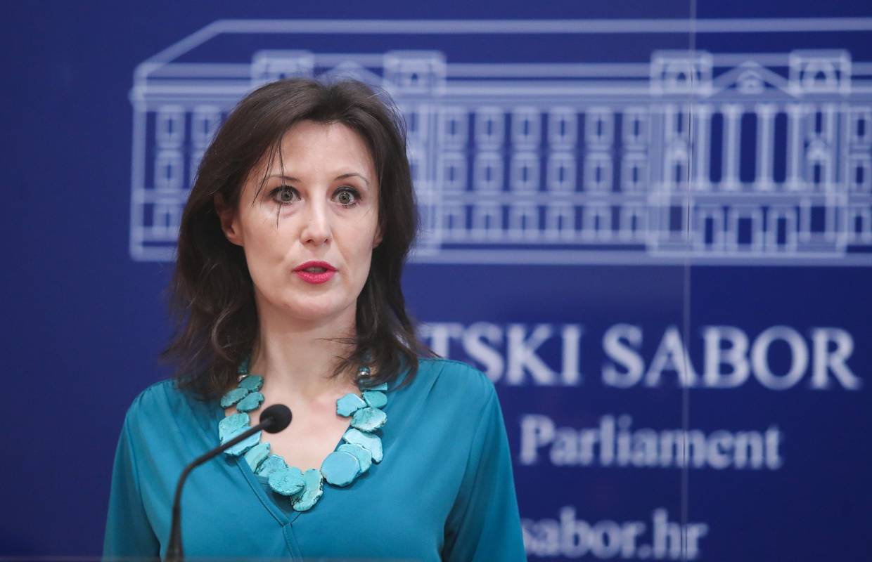 Orešković:'Novi zakon o sukobu interesa piše Vlada čiji ministri su umočeni u sve moguće afere'