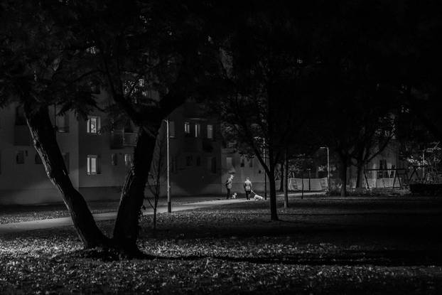 Prekrasne fotke: Crno bijela noć u zagrebačkom kvartu Prečko
