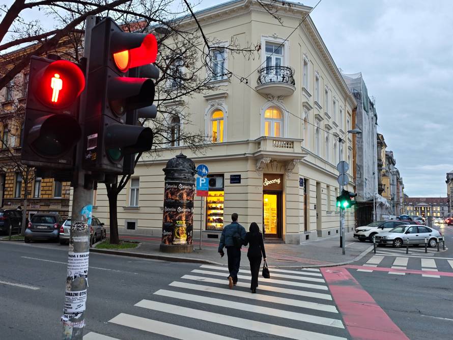 VIDEO Isprobali smo Xiaomi 17: Džepni snagator bolji od Ultre