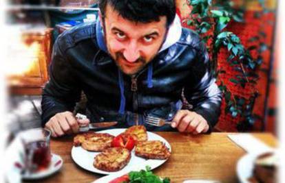 Azer iz 'Dile' savršeno kuha, ali ipak još nije spreman za brak