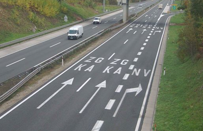 Vozilo u kvaru na autocesti A1