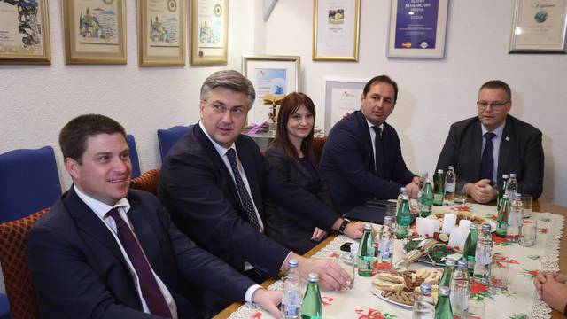Premijer Andrej Plenković sastao se sa predstavnicima grada Raba