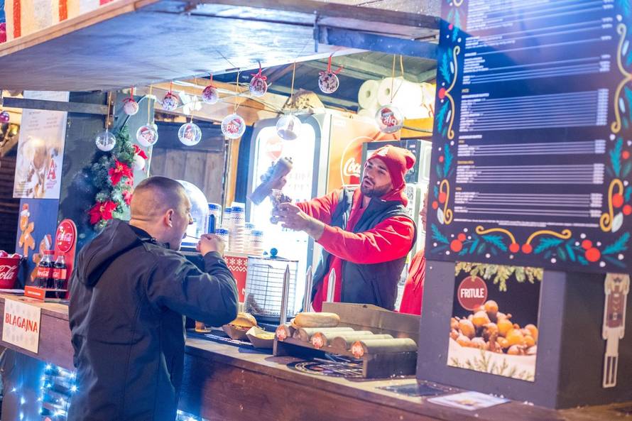 Ponude koje se ne odbijaju: Evo kako deru ugostitelje Adventa
