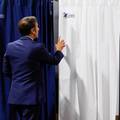 Francuzi na biralištima odlučuju hoće li Macron moći provesti program u drugom mandatu